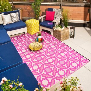 Kavka Ellis Green/Purple Indoor/Outdoor Area Rug 